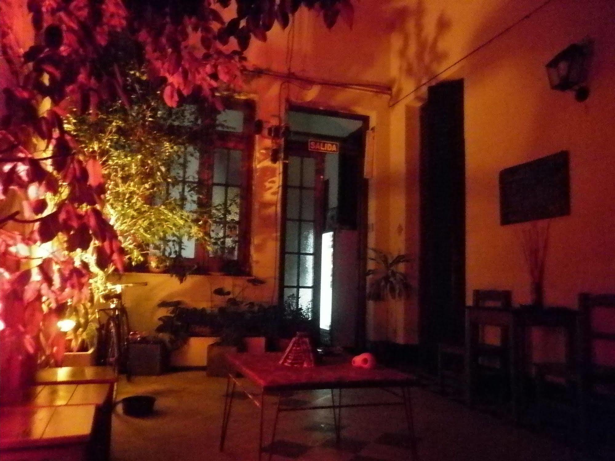 VI Luz Y Entre Hostel Buenos Aires Exteriör bild