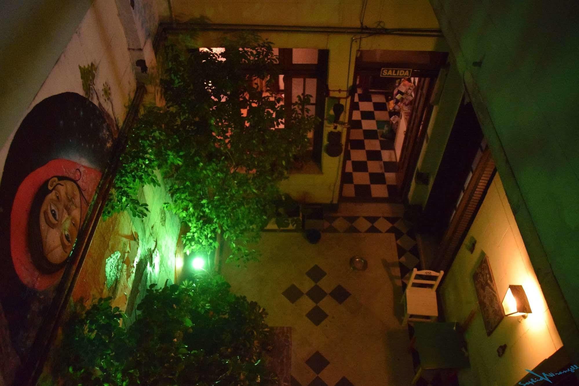 VI Luz Y Entre Hostel Buenos Aires Exteriör bild