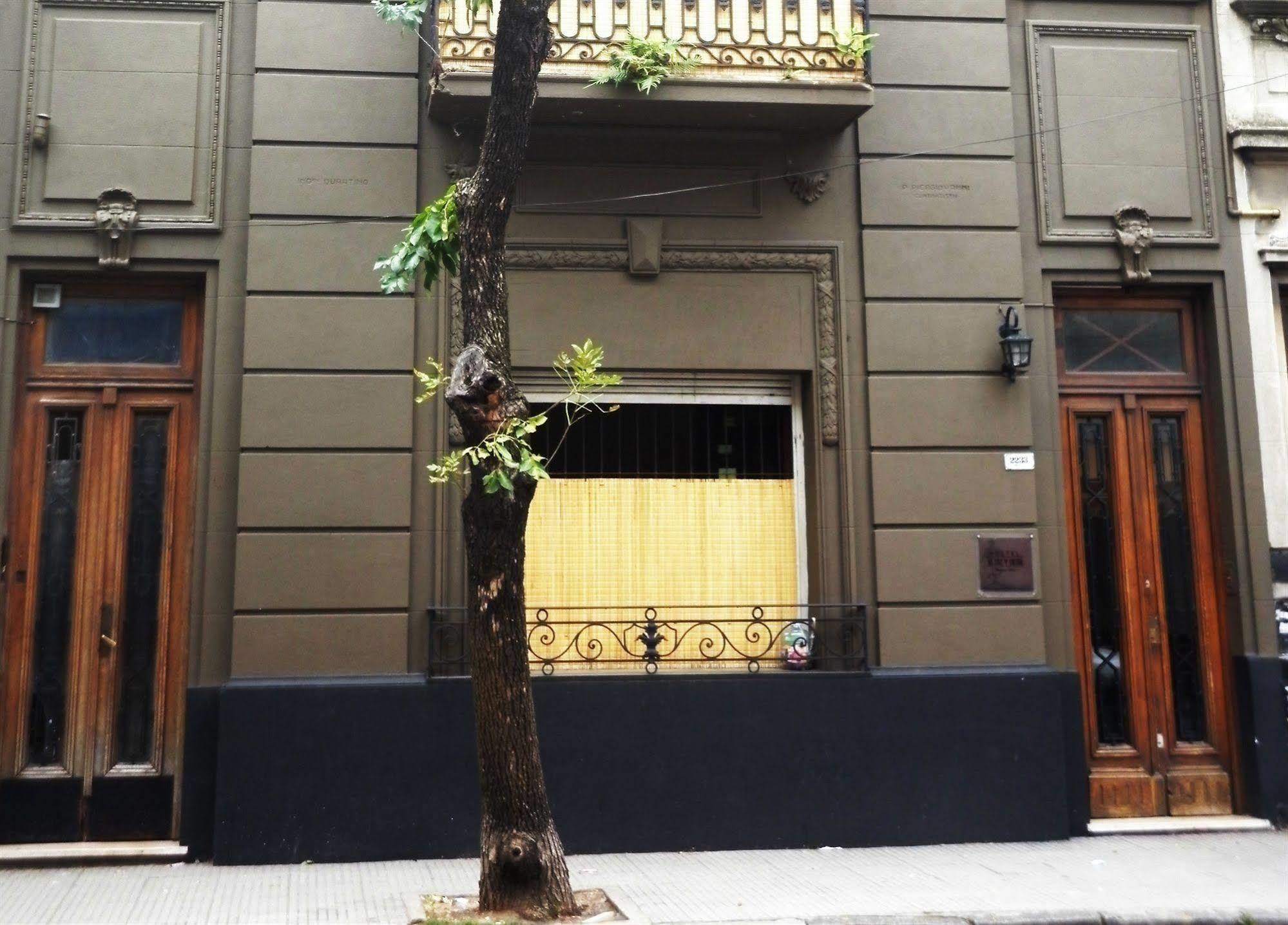 VI Luz Y Entre Hostel Buenos Aires Exteriör bild