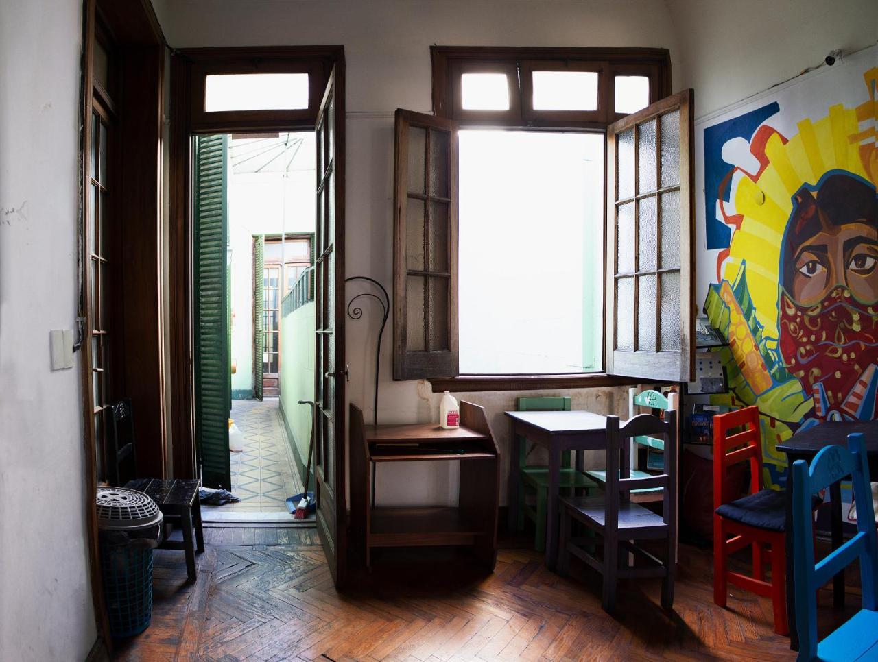 VI Luz Y Entre Hostel Buenos Aires Exteriör bild