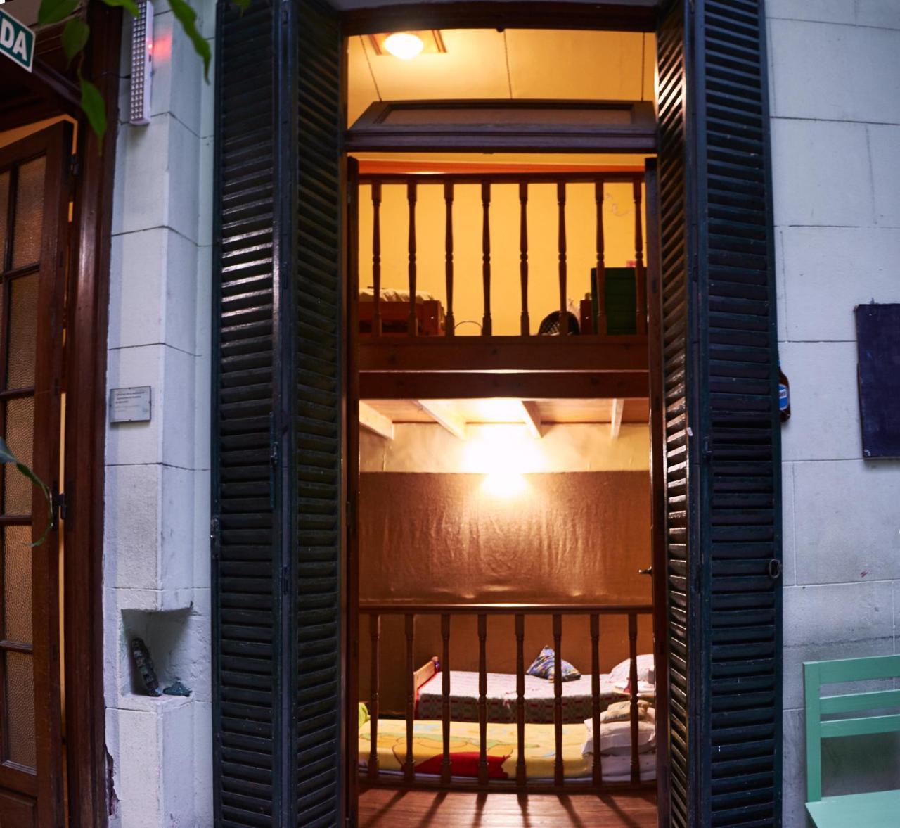 VI Luz Y Entre Hostel Buenos Aires Exteriör bild